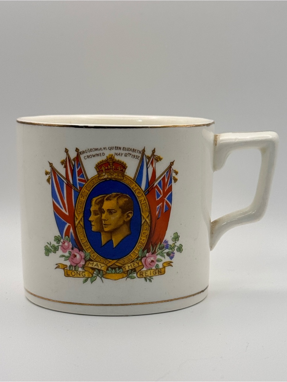 1939 King George VI and Queen Elizabeth Visit to Canada Commemorative Mug.